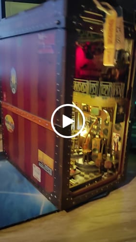 Customer video review of Eternal Midnight Paris Book Nook Kit | Collector’s Edition