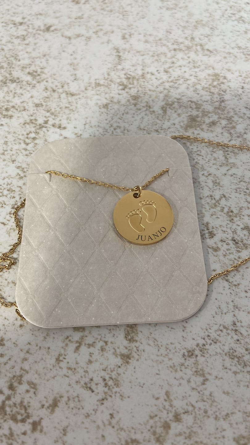 Customer photo review of Collar Nacimiento ~ Personalizado