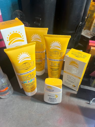 Customer photo review of Protector Solar Kit Completo 7 Productos
