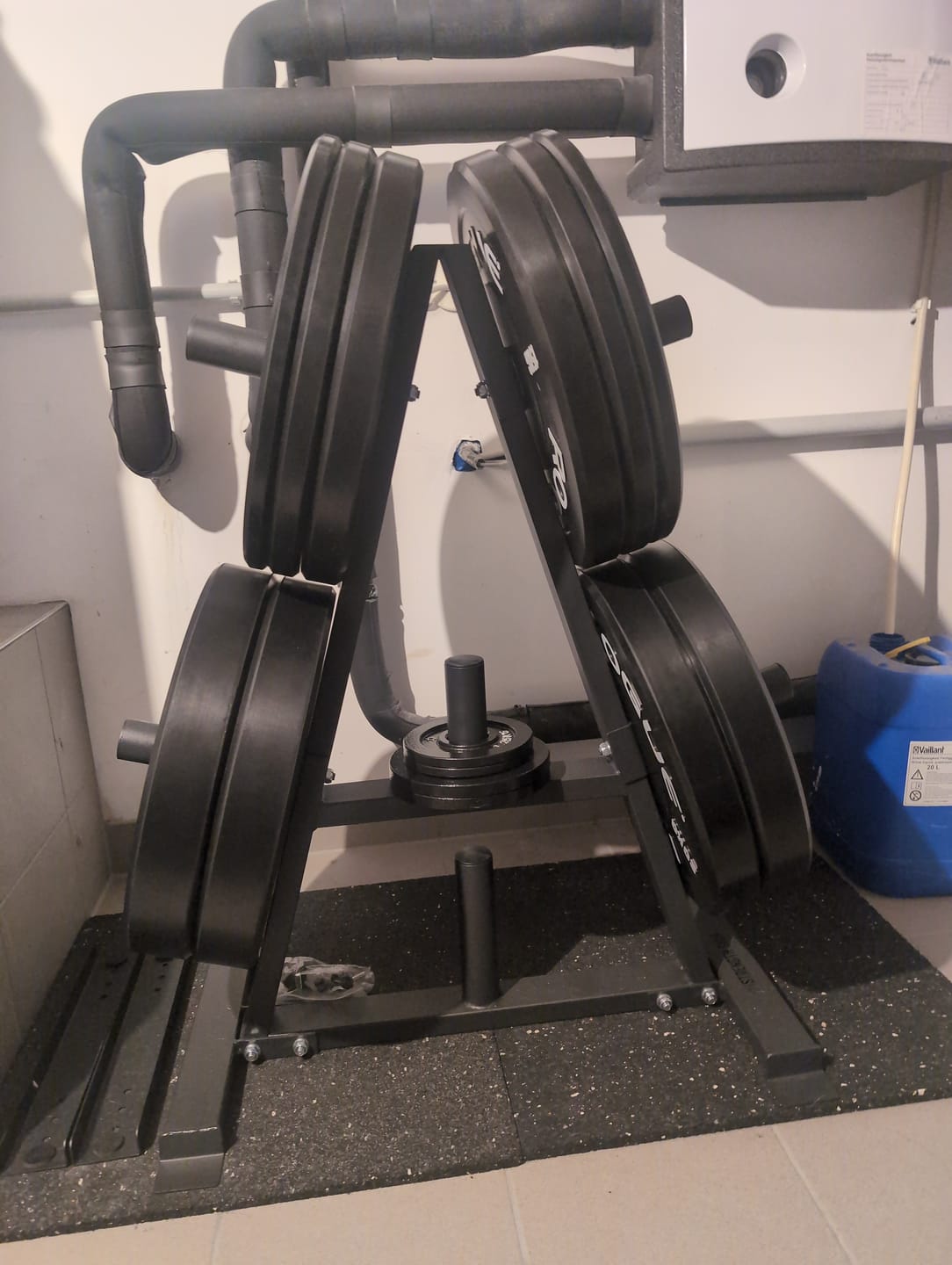 Customer photo review of Triangle Weight Tree