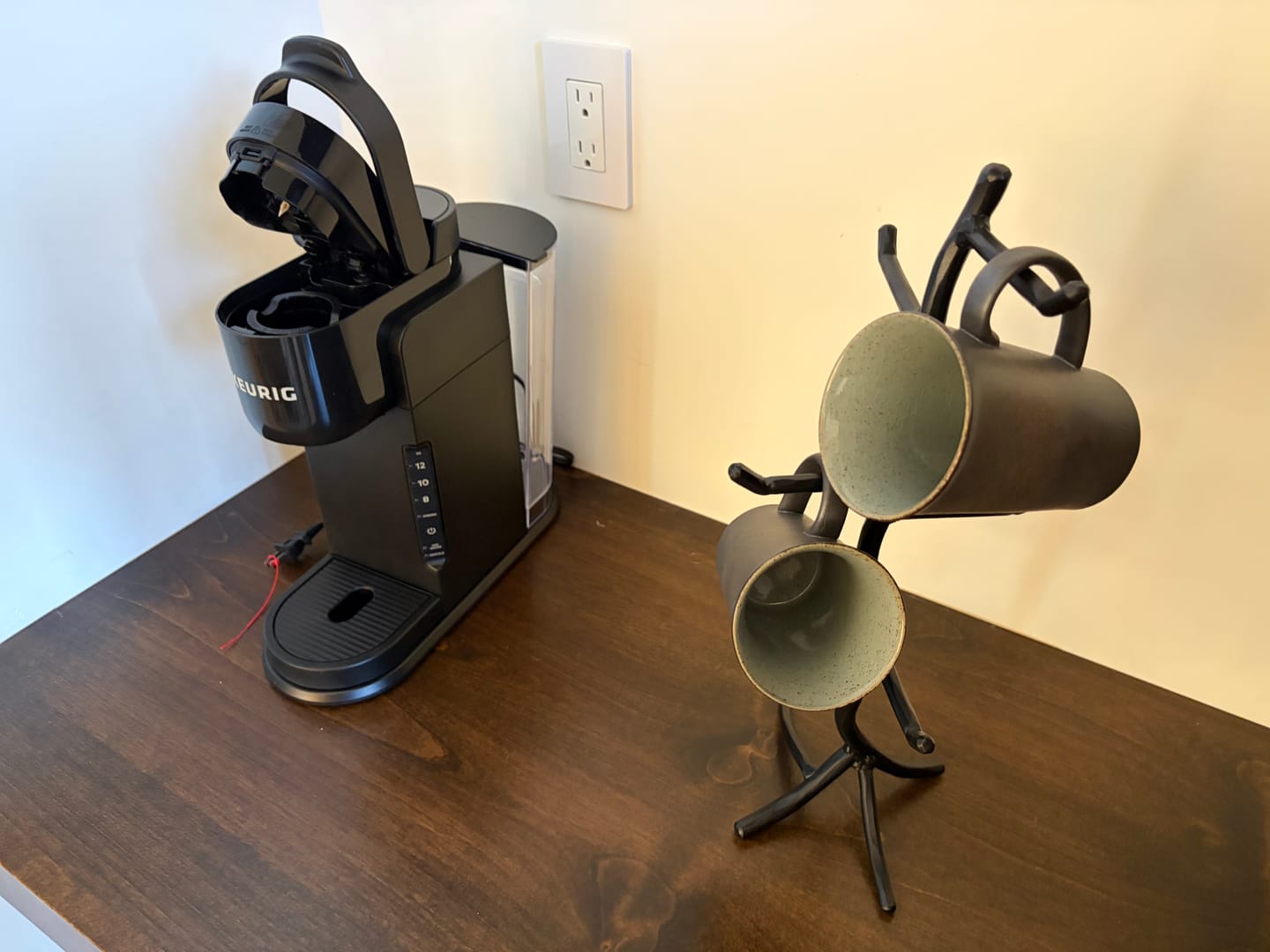 Customer photo review of Vintage Terra Forma Coffee Cups