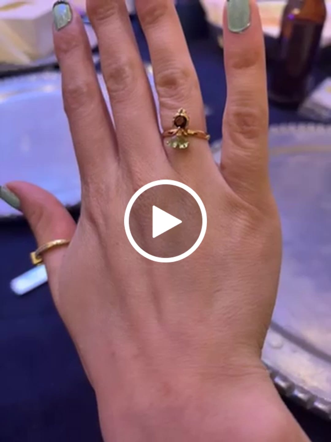 Customer video review of Anillo Princesas