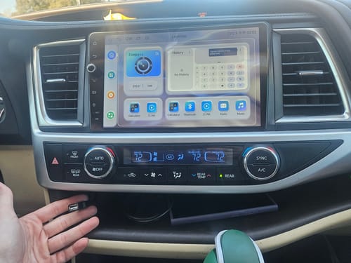 Customer photo review of Toyota Highlander 2014-2018 — Premium 10.1” CarPlay & Android Auto Head Unit