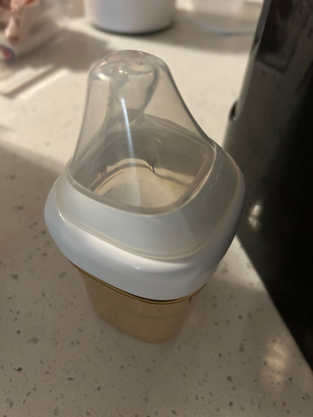 Customer photo review of Hegen Nipple Medium Flow, 2-Pack (3 to 6 months)