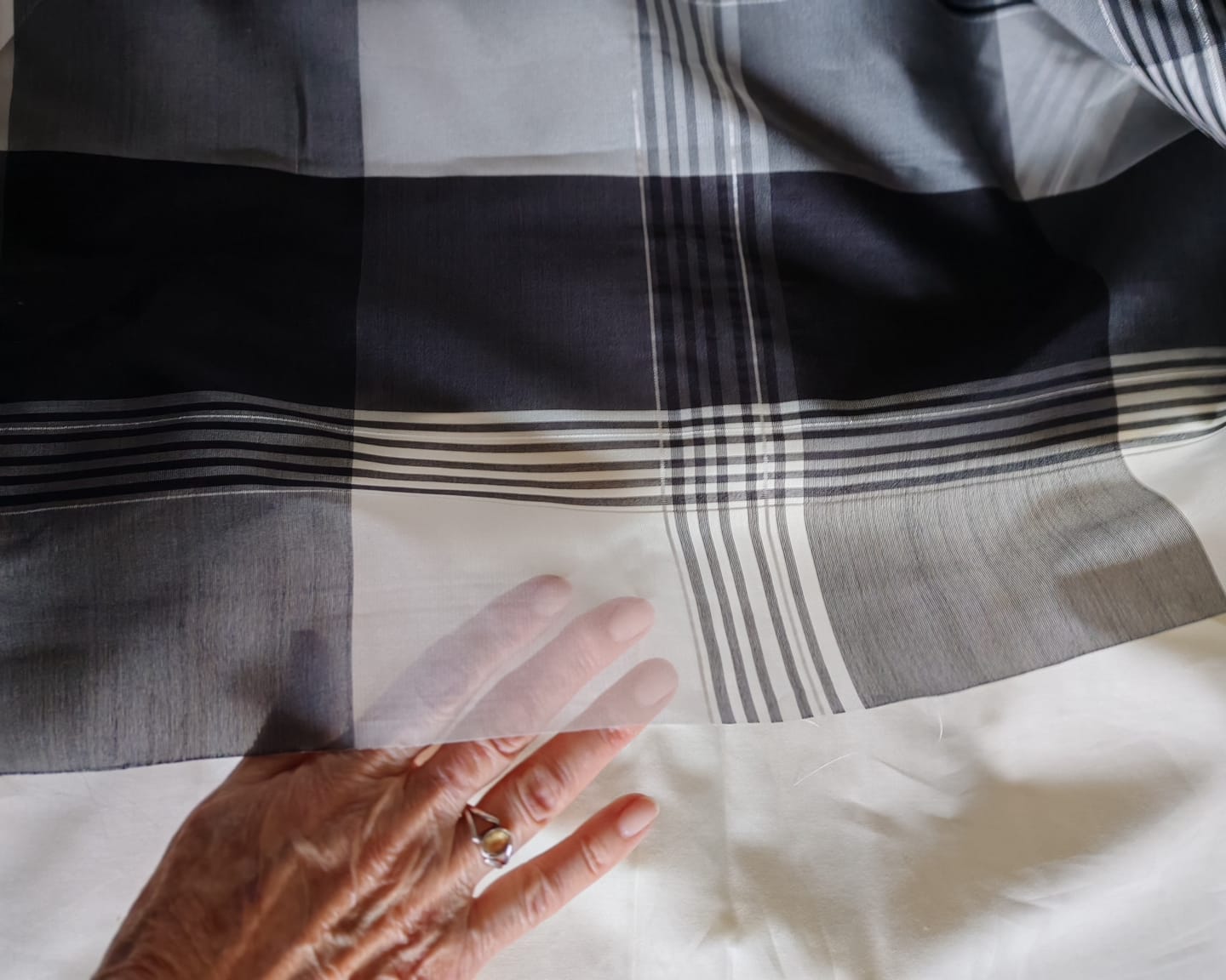 Customer photo review of Plain 100% Cotton Lawn Fabric