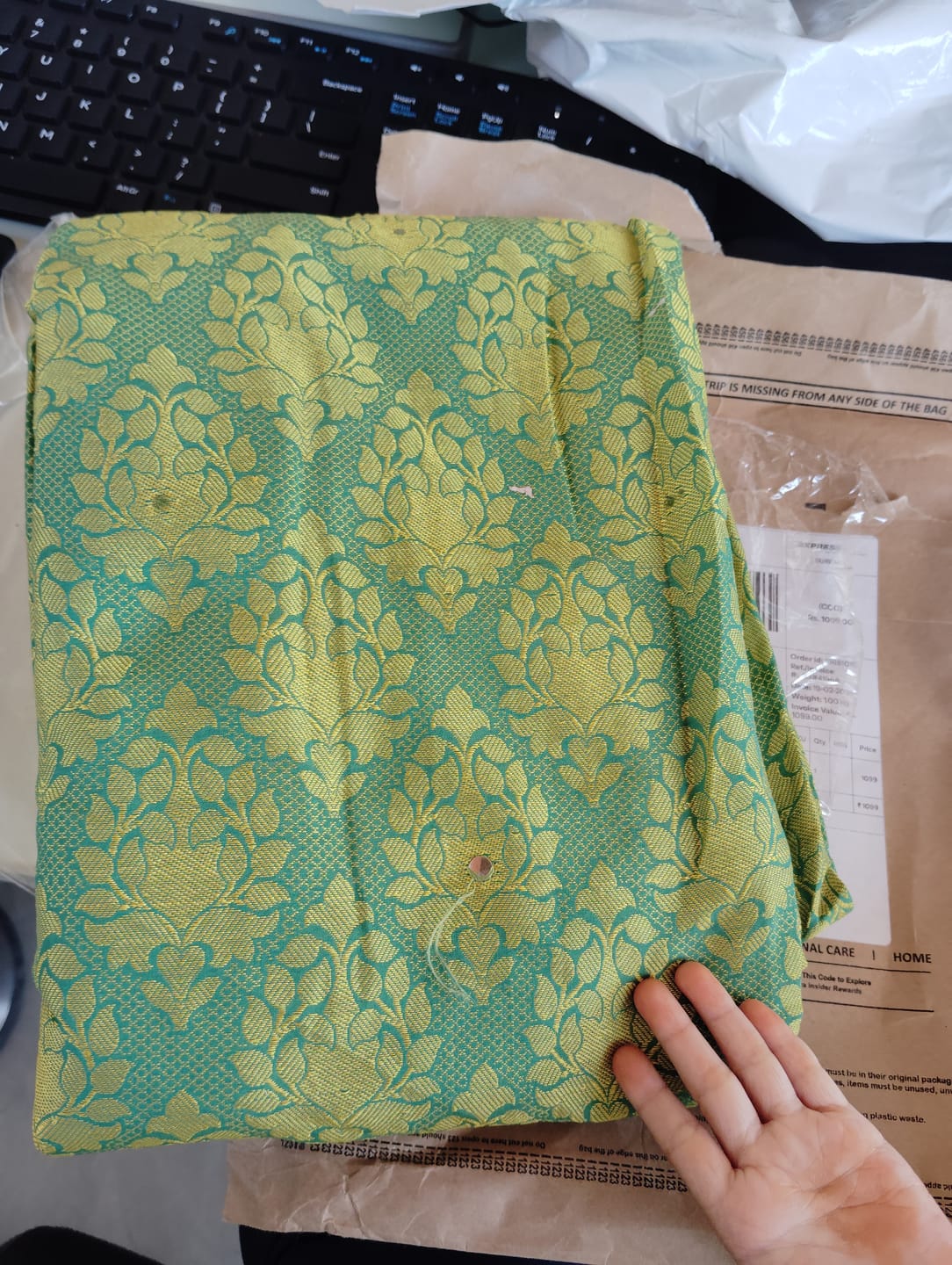 Customer photo review of Fancydresswale Pilot Dress for Girls - Top, Skirt, Tie, Batch and Socks