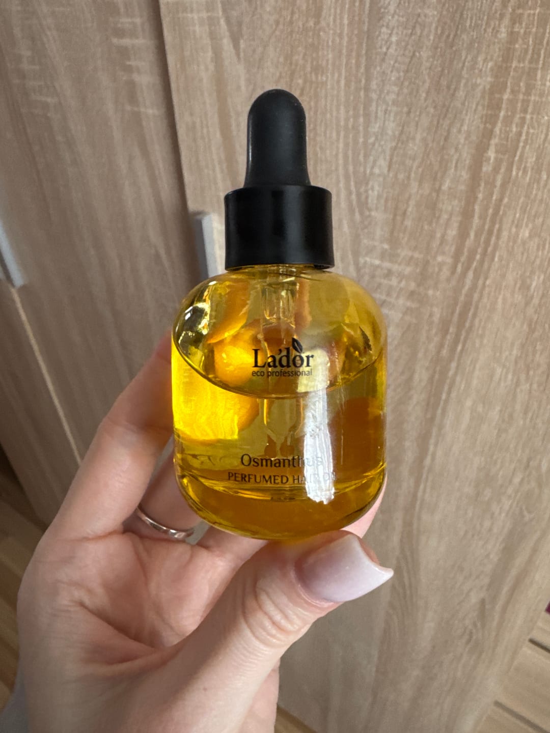 Customer photo review of Barojoša parfimētā eļļa Lador Perfumed Hair Oil