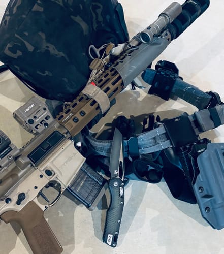 Customer photo review of Microtech MSI Ram-Lok Tri-Grip Green Knife, 3.75″ Sheepsfoot M390MK Blade, Polymer Faded Bazooka – Made in USA (MCT210T-1PMFBO)