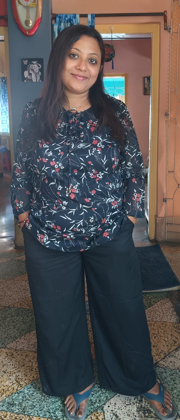 Customer photo review of Women Black Viscose Palazzo Pant