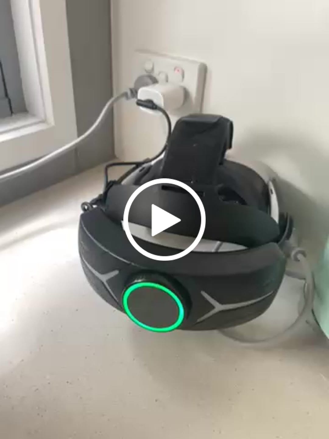 Customer video review of Comfort Strap with Battery Pack
