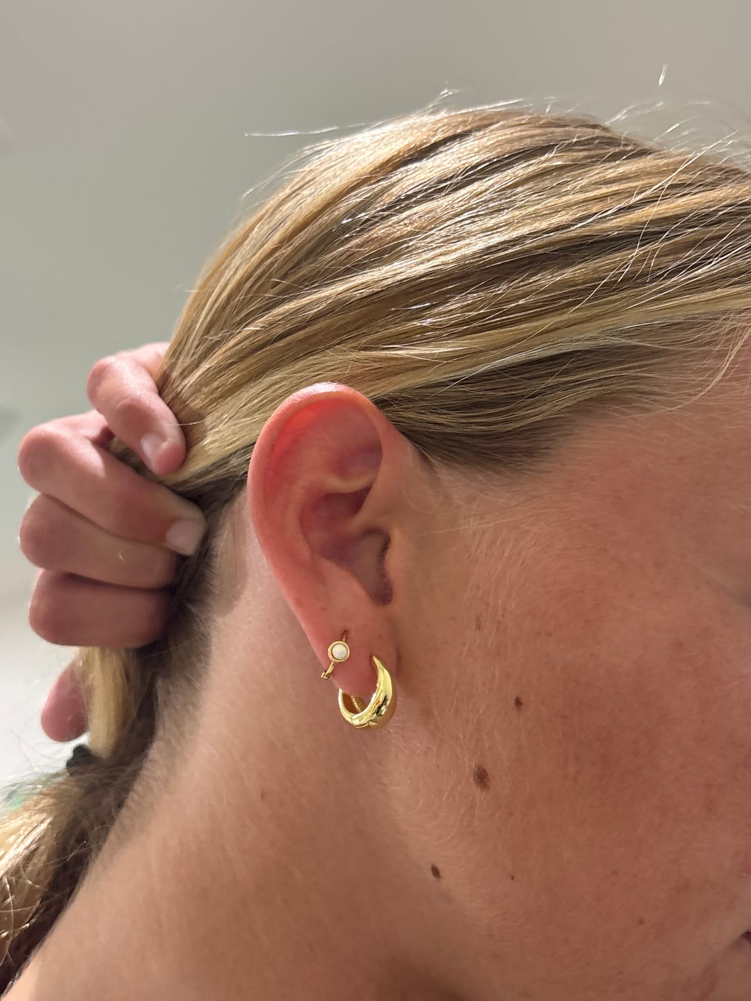 Customer photo review of Mini Gold Fire Snow Hoops