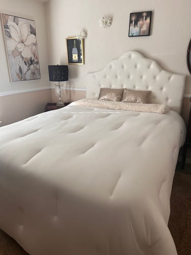 Customer photo review of MarshMellow Comforter