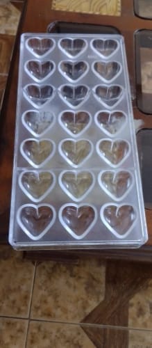 Customer photo review of Moule à chocolat en Polycarbonate en forme de sphère de cœur, barre à bonbons pour confiserie, casseroles de boulanger, plateau, outils de pâtisserie