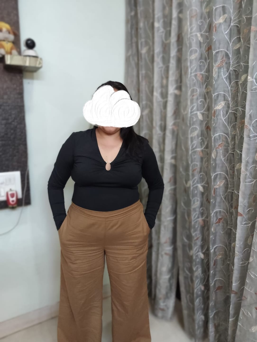 Customer photo review of Women Coffee Brown Airy Linen Wide Leg Pant
