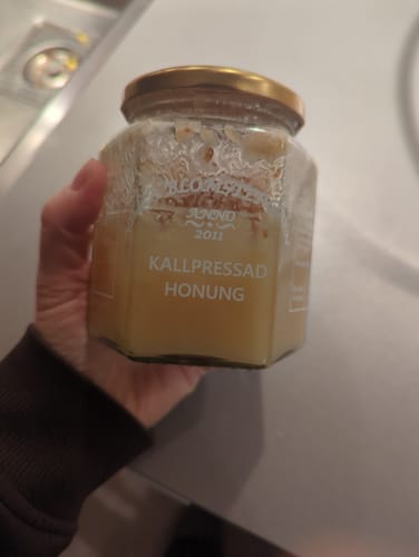 Customer photo review of Kallpressad RAW honung 500 g – Svensk honung