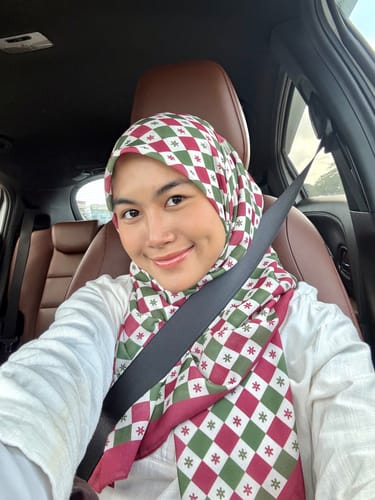 Customer photo review of Monogram Square (Burgundy)