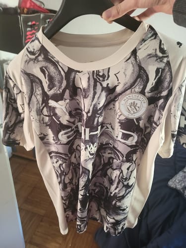 Customer photo review of 25/26 Maillot Manchester City Horse year Spécial