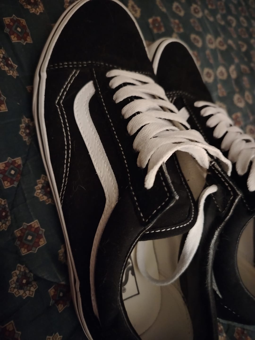Customer photo review of Zapatilla Vans Old Skool Unisex Negro