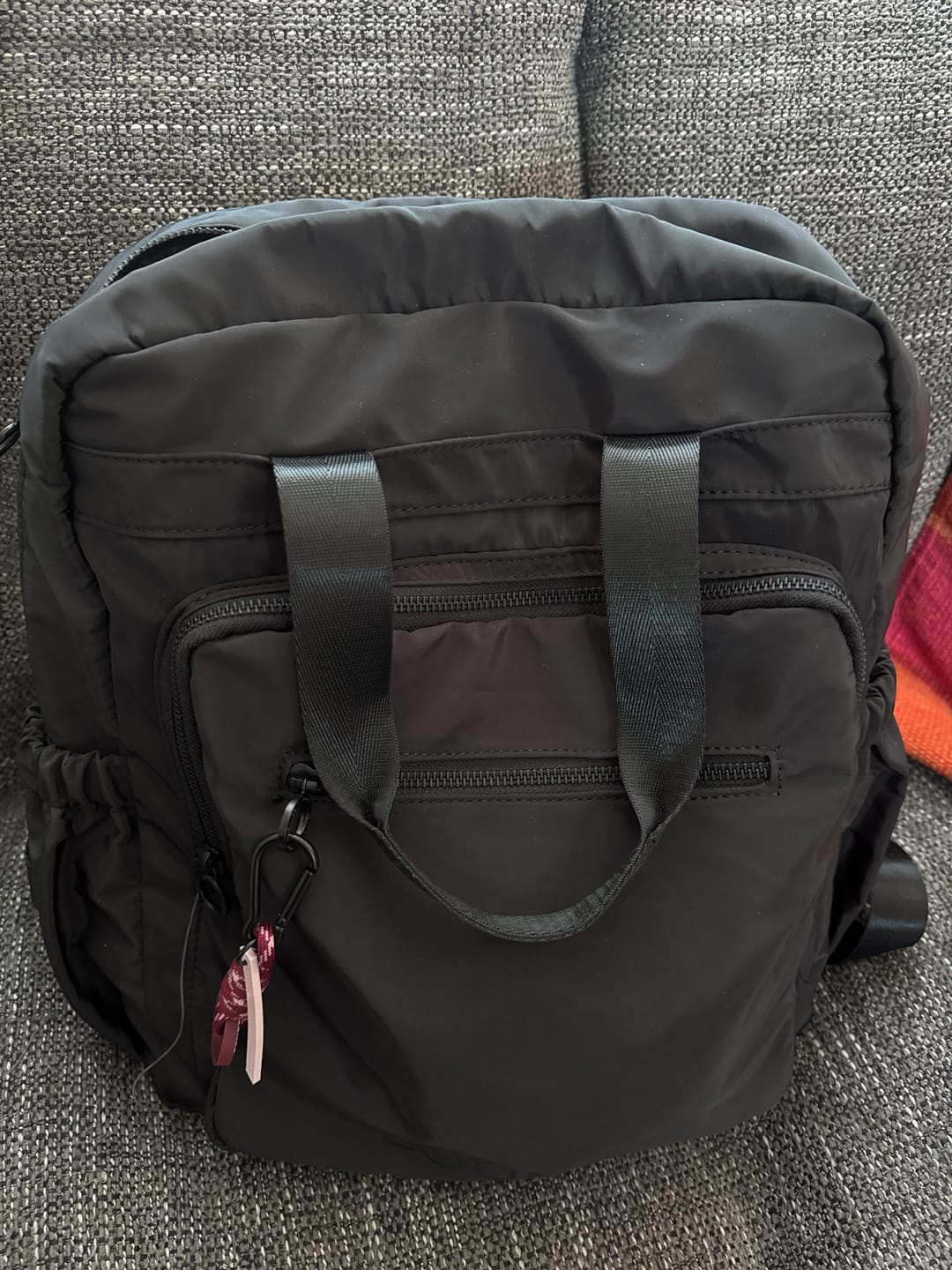 Customer photo review of Mochila Nylon Computador Llavero