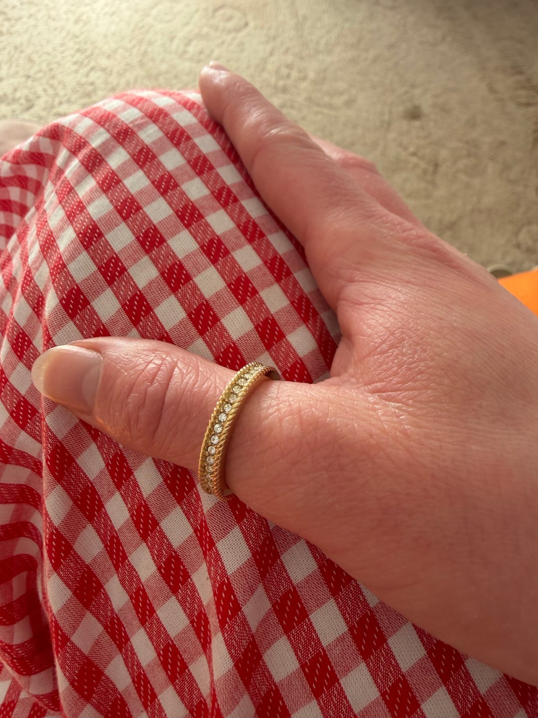 Customer photo review of Pavé Illusion Ring