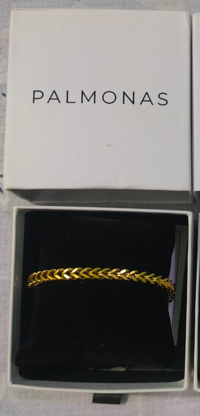 Customer photo review of Minimalist Silver Bracelet