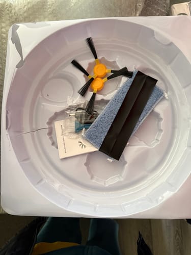 Customer photo review of HOME BUDDY –  3 in 1 Saugroboter mit Wischfunktion