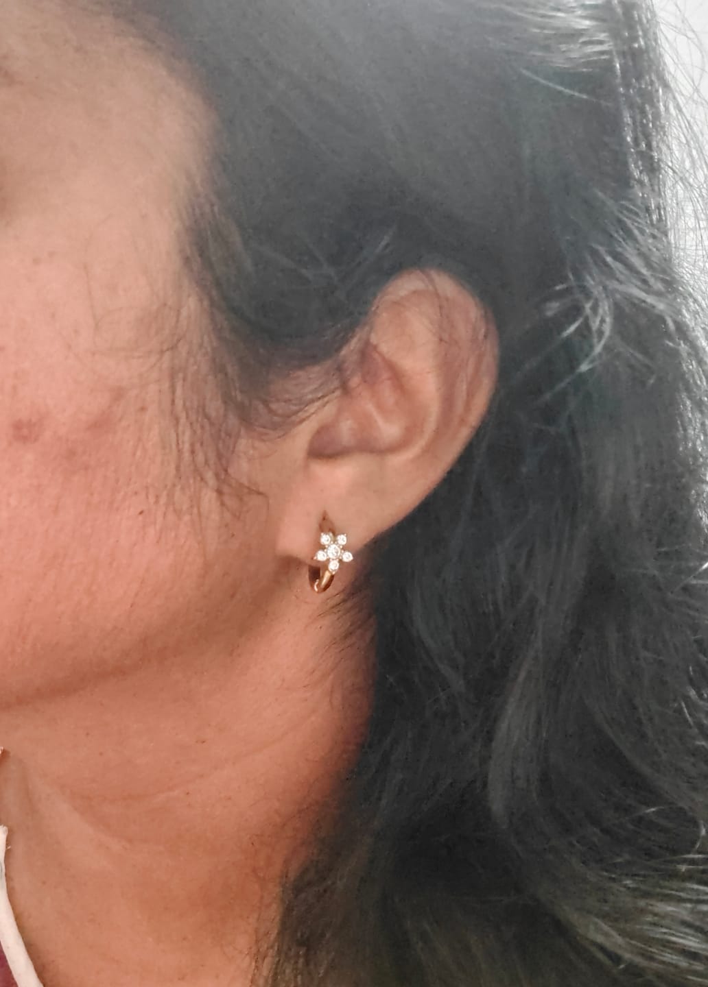 Customer photo review of Adorning Flora Gold Huggies