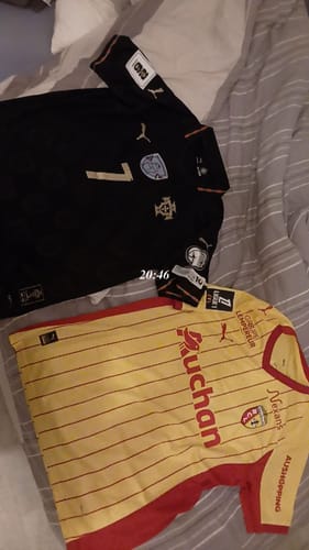 Customer photo review of Maillot 25/26 RC Lens Domicile