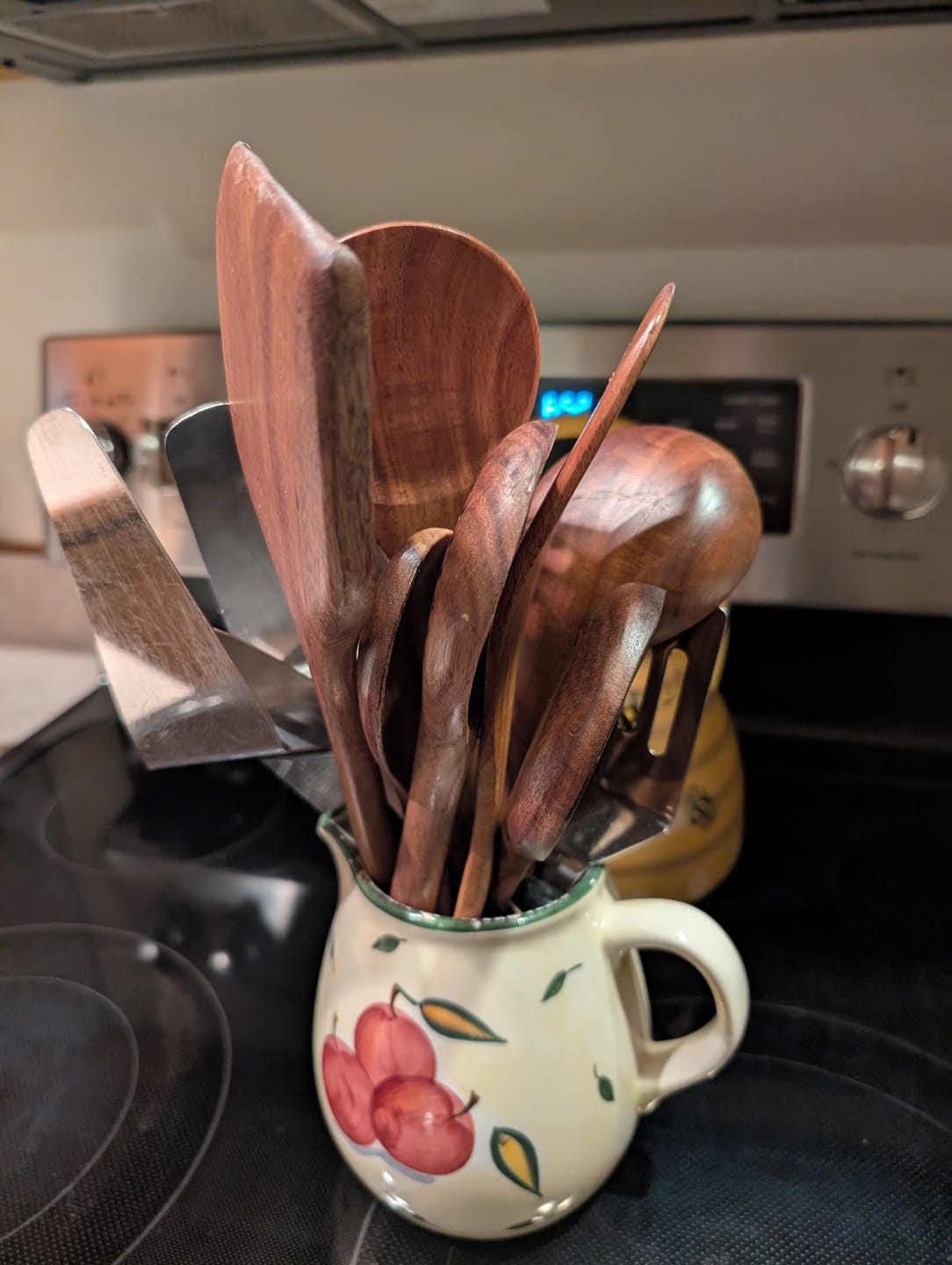 Customer photo review of Teak Wooden Utensil Set
