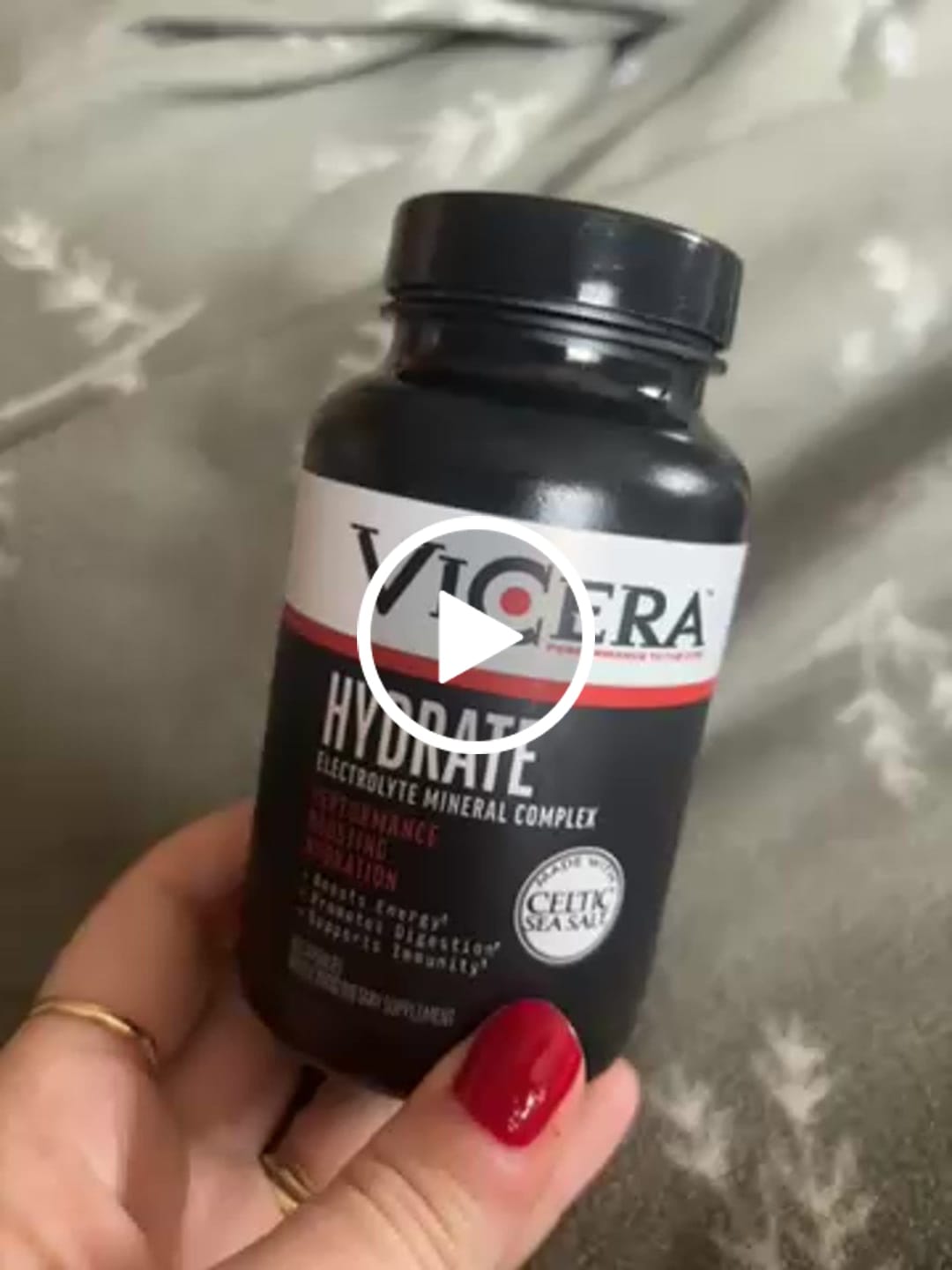 Customer video review of HYDRATE