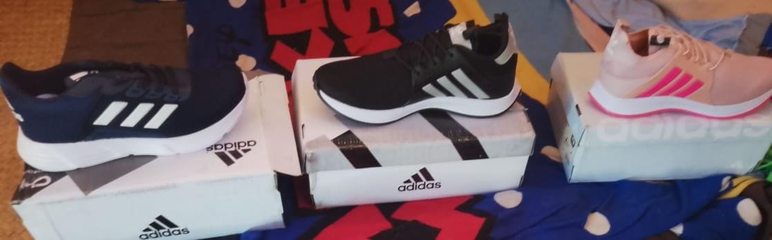 Customer photo review of Tenis 018 Negro Plata