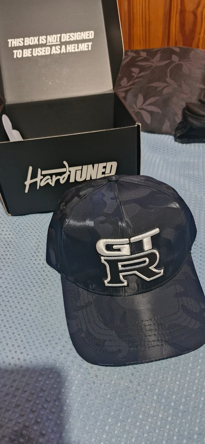 Customer photo review of Nissan GTR Camo A-Frame Cap