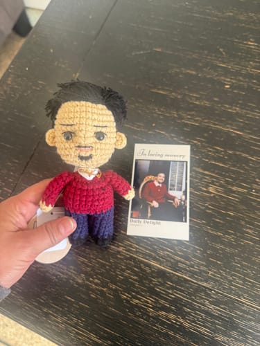 Customer photo review of Dolly® Personalized Crochet Backpack/Hand Bag Keychain