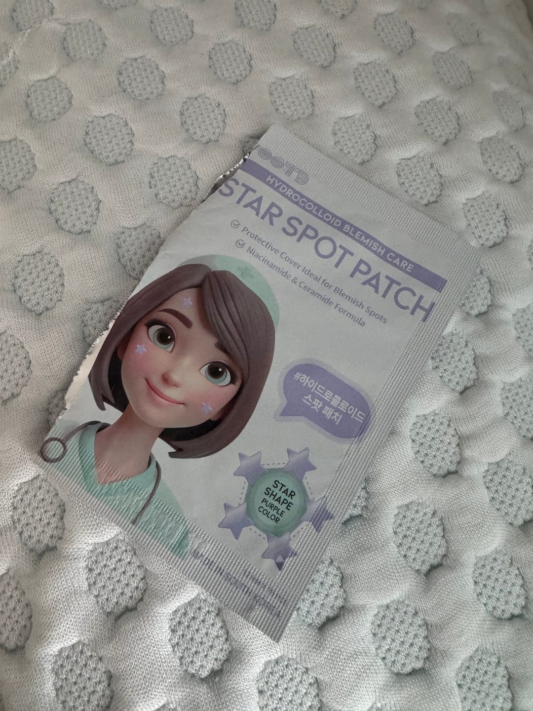 Customer photo review of Хидроколоидни стикери против акне с Ниацинамид OOTD Star Spot Patch
