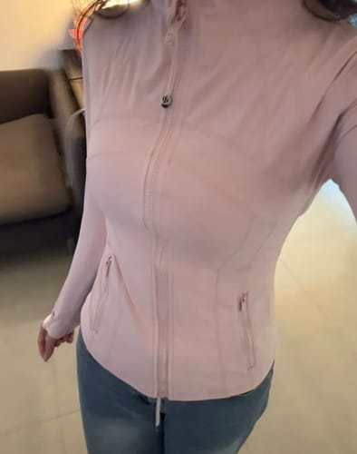 Customer photo review of Lululemon Define