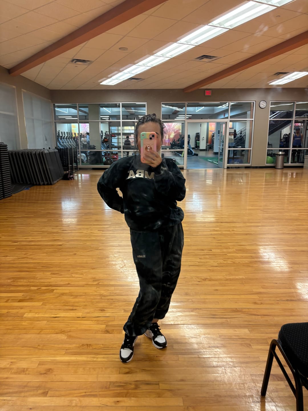 Customer photo review of Zumba Basic Slouch Sweatpants