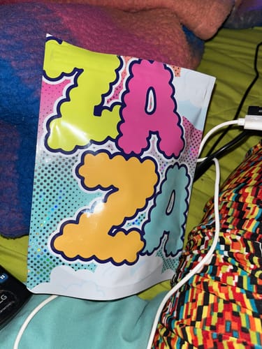 Customer photo review of Lemon Cherry Gelato Runtz - 28 Grams Littles - Indica