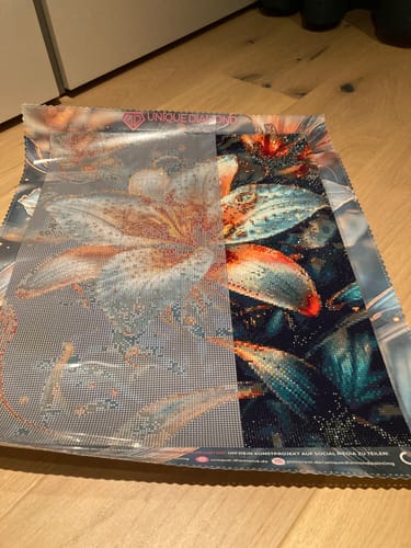 Customer photo review of 5D Diamond Painting – Verzauberte Glitzerblume
