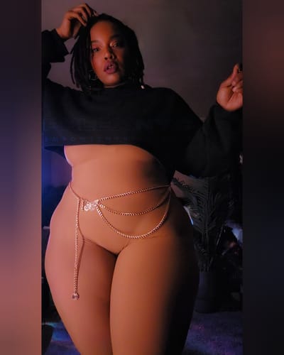 Customer photo review of Shades Capri
