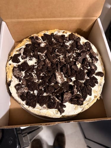 Customer photo review of Oreo Cheesecake