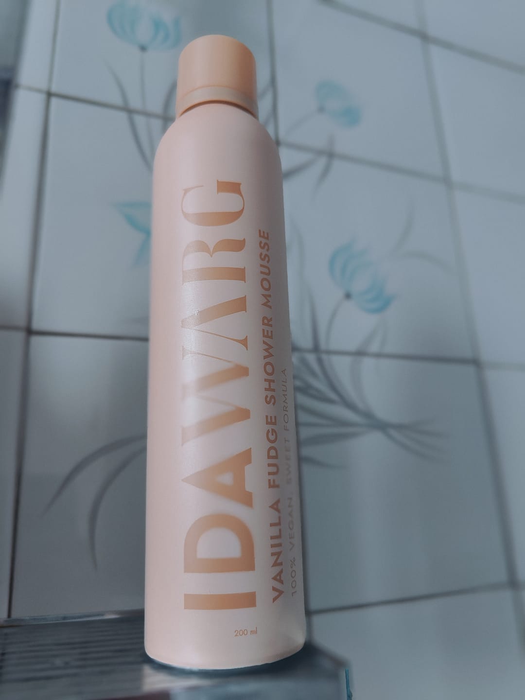 Customer photo review of Мус - пяна за тяло КАДИФЕНА СТРАСТ IDA WARG Vanilla Fudge Shower Mousse - Sweet Formula