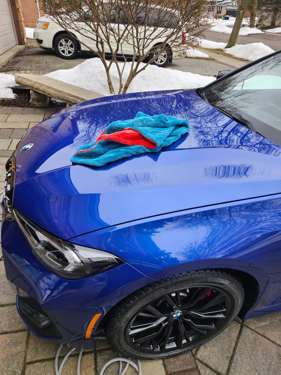 Customer photo review of Dual Color Drying Towel 1200GSM 36x28"