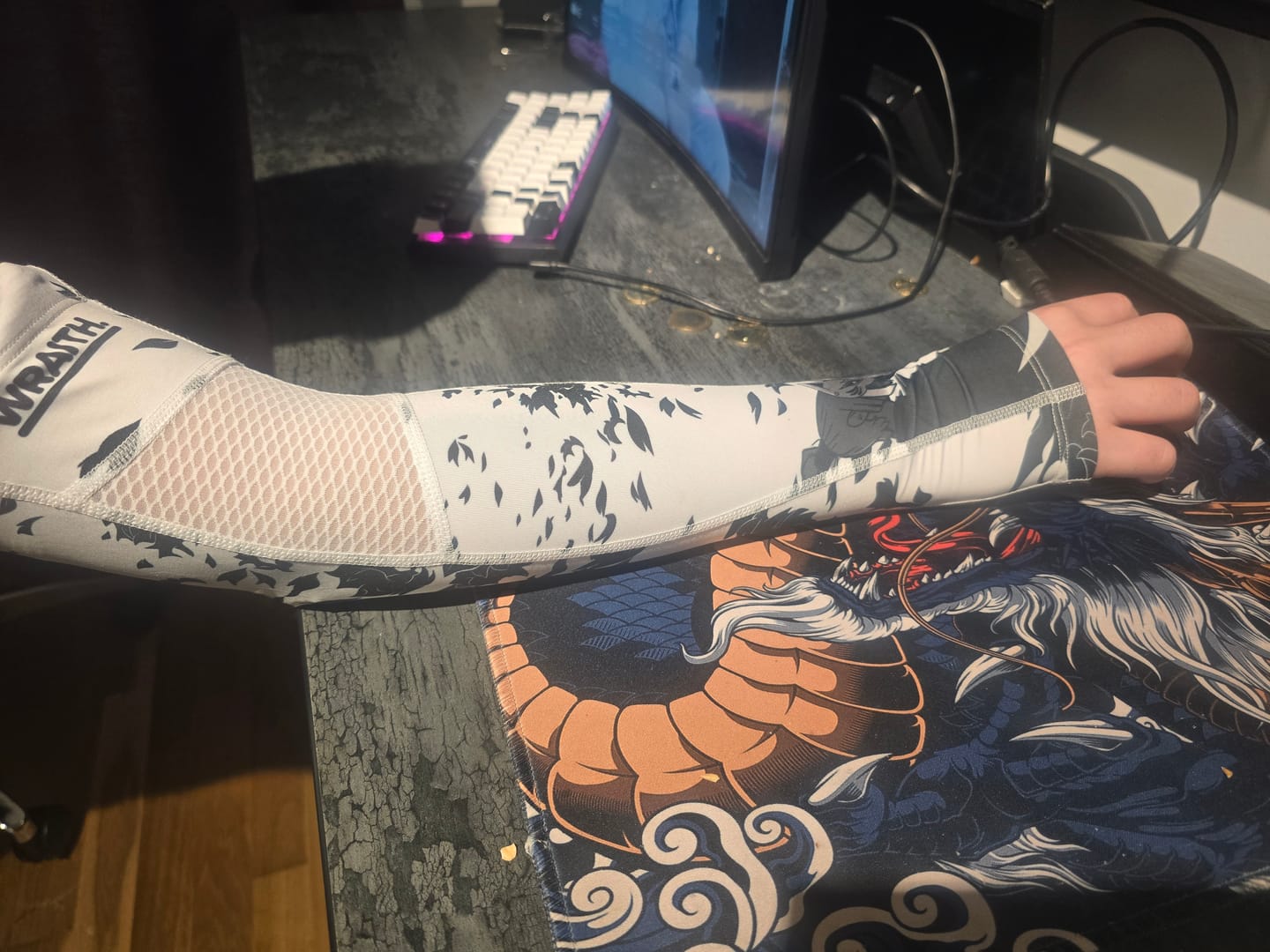 Customer photo review of Wraith Esports Arm Sleeve