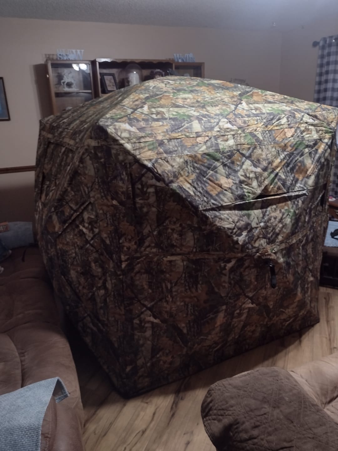 Customer photo review of VisST 270° See Through Ground Blinds | Pop Up Portable Blinds for 2 3 Person Deer Hunting with Silent Magnetic Door
