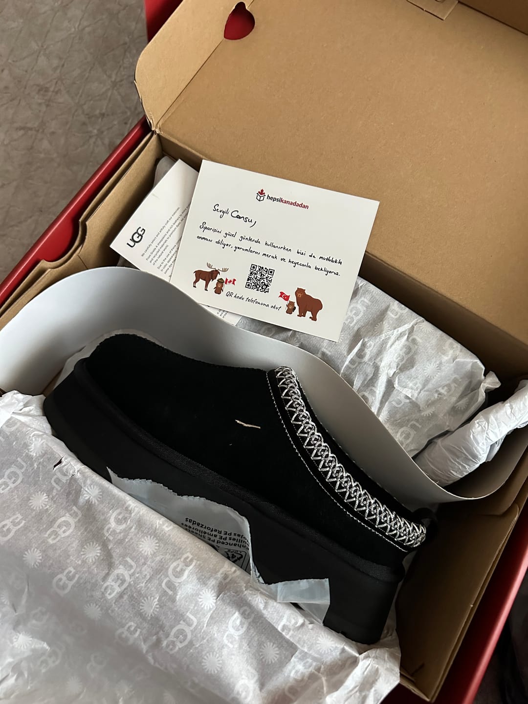 Customer photo review of UGG Women's Tazz II Black