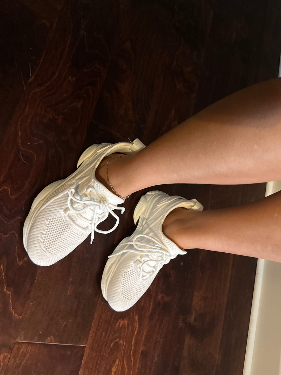 Customer photo review of ELEVATESHOES SPORTY