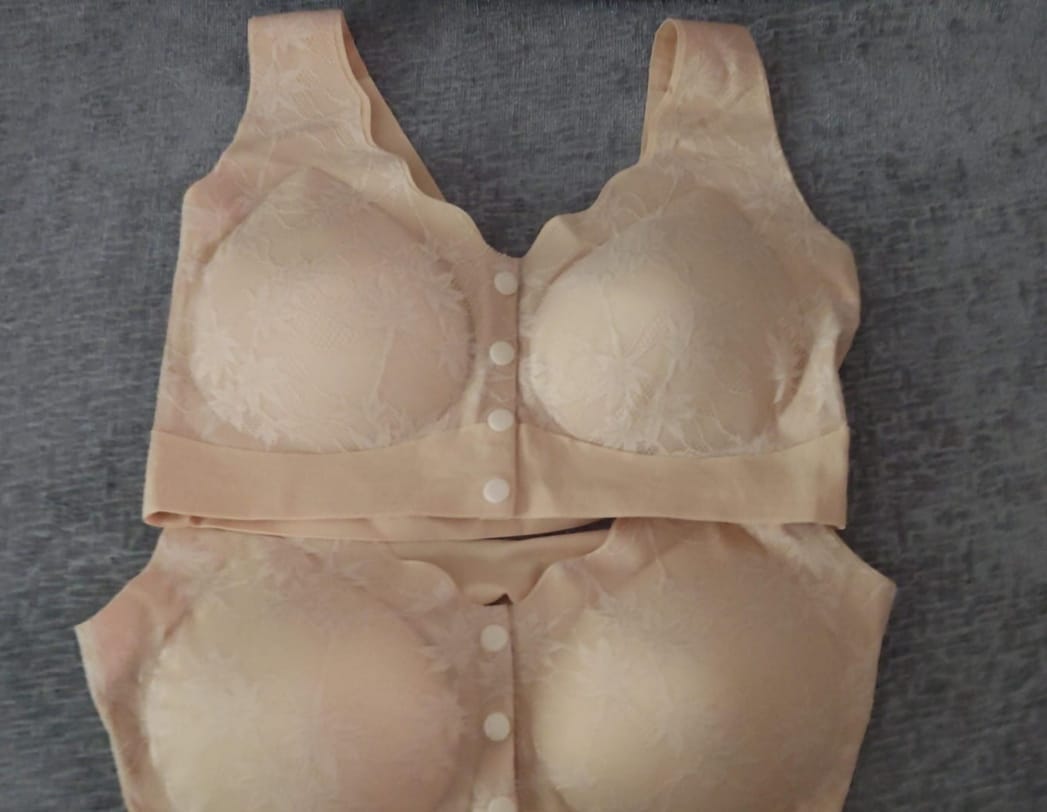 Customer photo review of Lazer Kesim Dikişsiz Toparlayıcı Sütyen