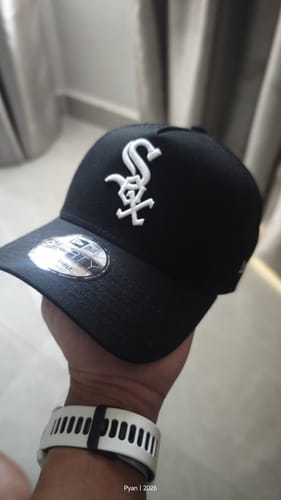 Customer photo review of 9FORTY A-Frame Trucker Chicago White Sox Black Snapback