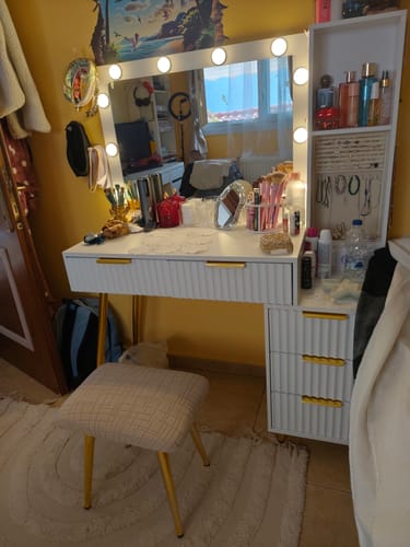 Customer photo review of Τραπέζι Μπουντουάρ Μακιγιάζ Tουαλέτας Με Σκαμπό Κρεβατοκάμαρας Καθρέφτης Φώτα LED με Πρίζες 110εκ RV-T020WB01