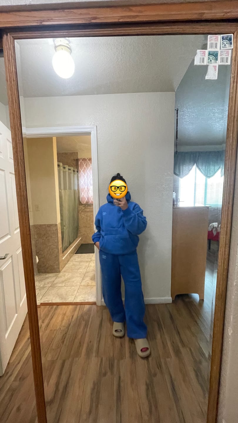 Customer photo review of Soufflé Baggy Hoodie Sets